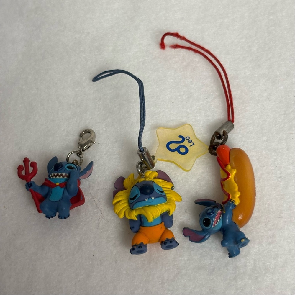 Set of 3 STITCH Charms Leo Devil Hotdog Disney Japan - Picture 6 of 9